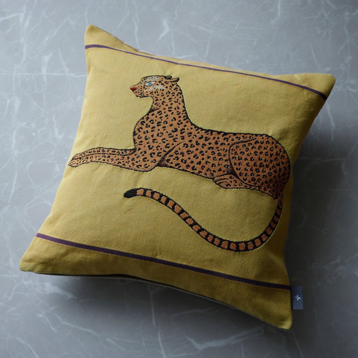 uniform experiment クッション レオパード柄 中古品 SEMICECO ゴブラン織りクッションカバー レオパード柄 約44x44cm