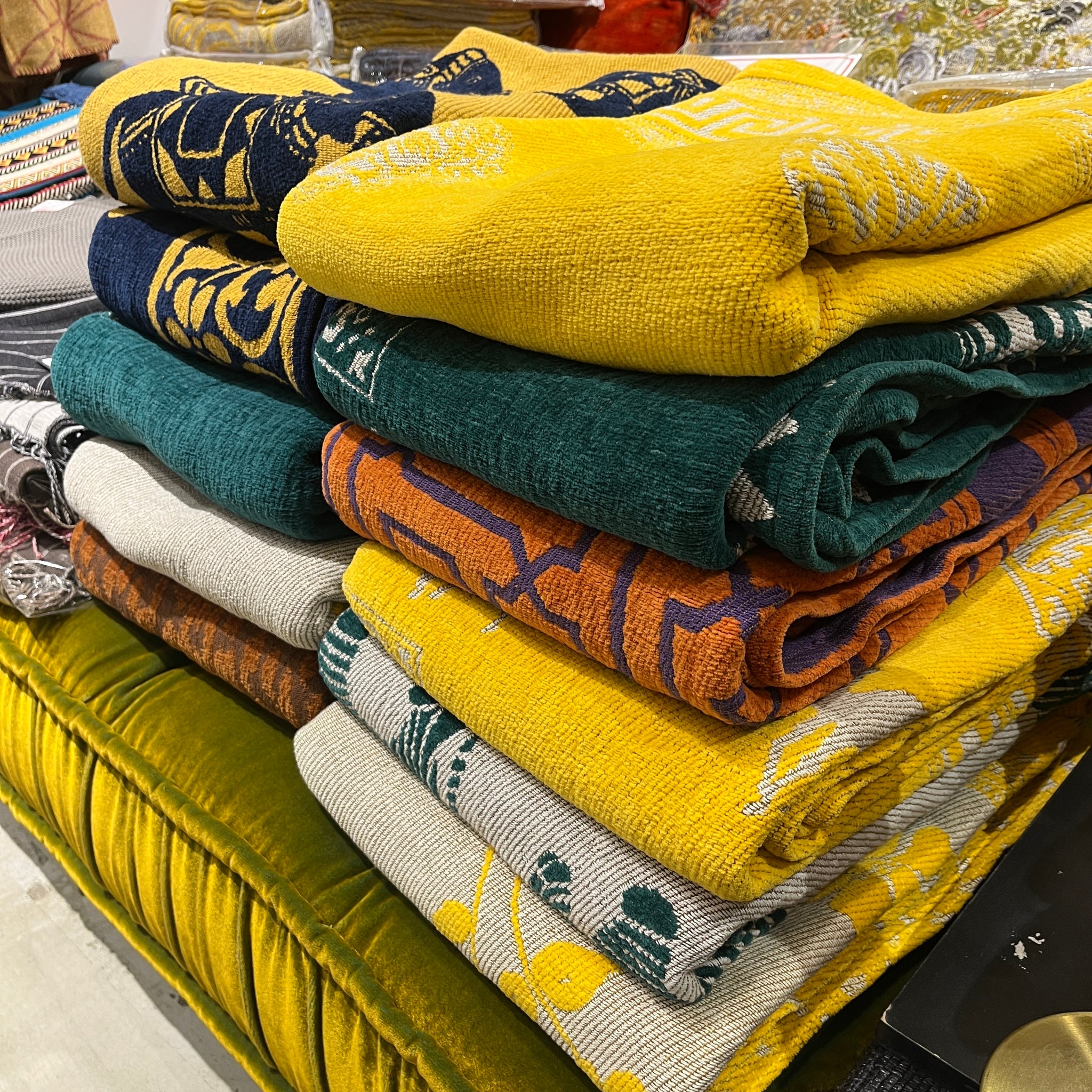 LOMBARDA(ロンバルダ) マルチカバー 約130x170cm CAMEL グリーン